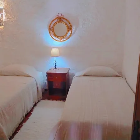 Cueva Alfano Holiday home *